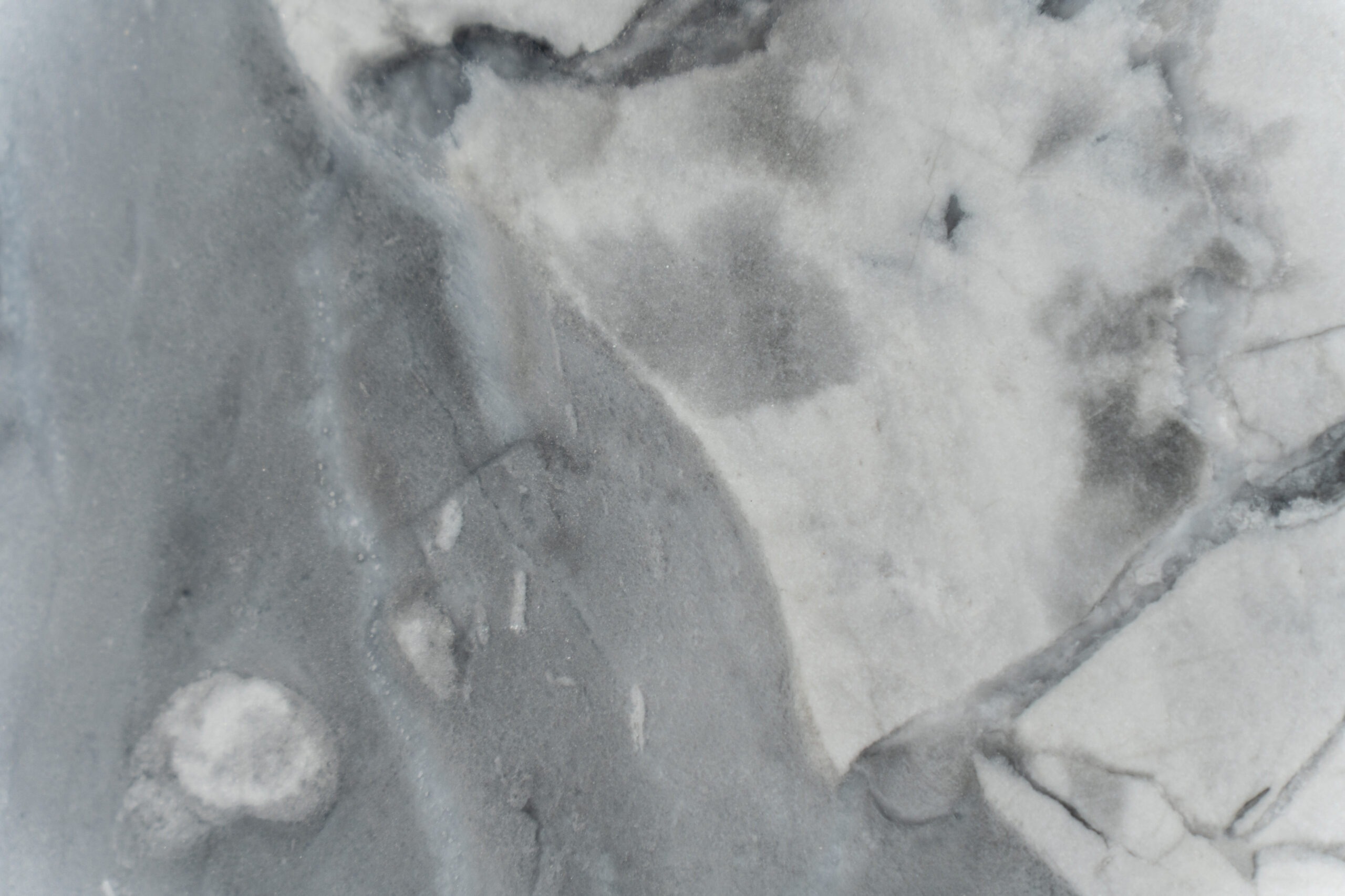 imgi_23_Calacatta-Super-White-Quartzite-Polished-Blk85303-1-scaled